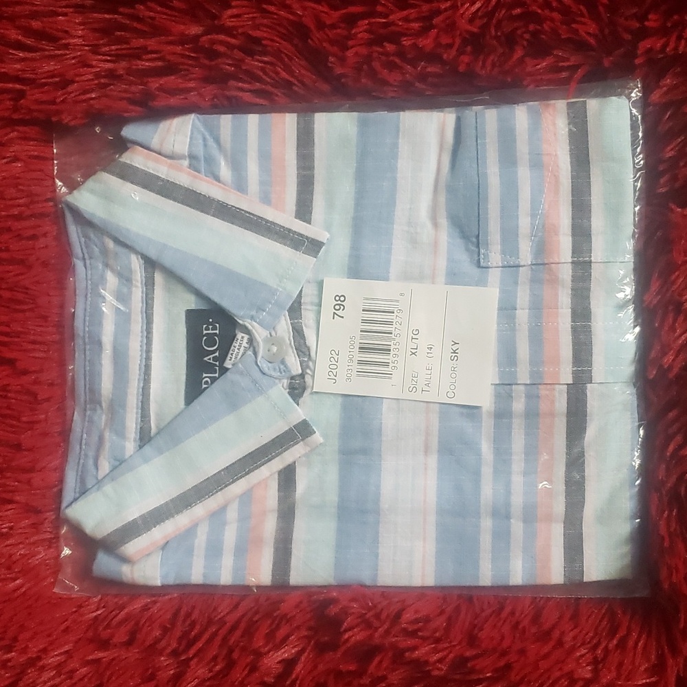 Buttons Shirt 👕